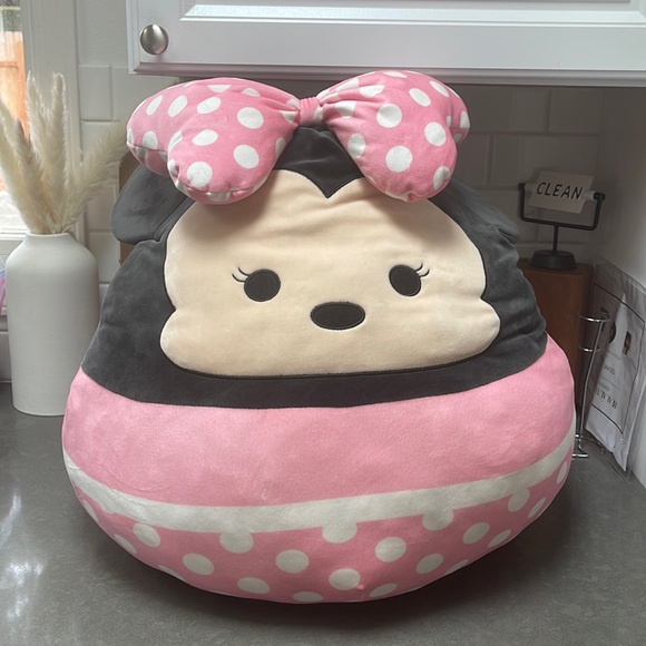 Minnie Mouse Pink Polka Dot Bow Disney Squishmallow 16” - Picture 1 of 4